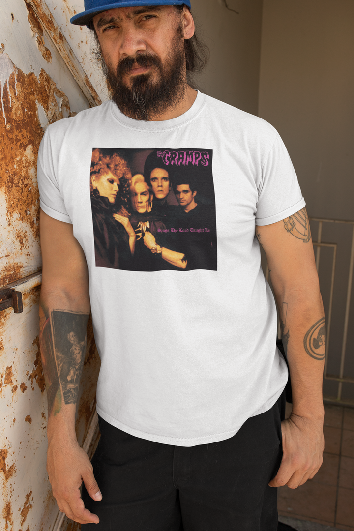**IMPORTED FROM THE U.S.A - We have very limited stock of this t-shirt, and once it is sold out we are unable to get new stock as it has been discontinued**