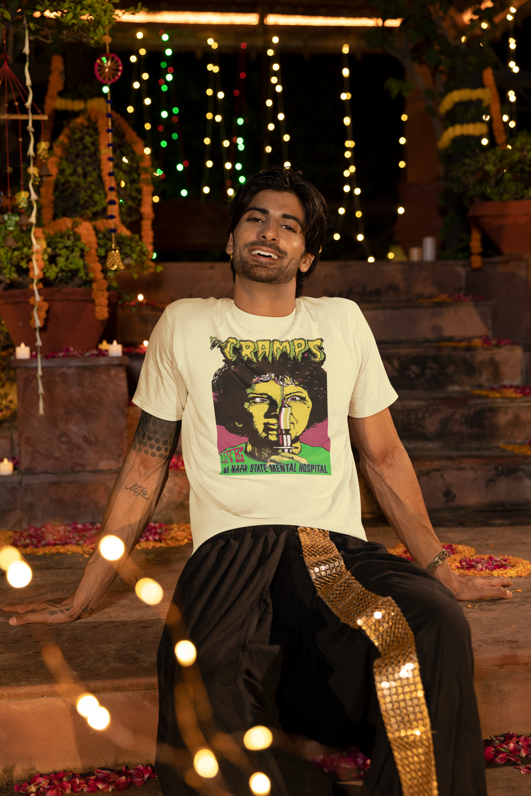 **IMPORTED FROM THE U.S.A - We have very limited stock of this t-shirt, and once it is sold out we are unable to get new stock as it has been discontinued**